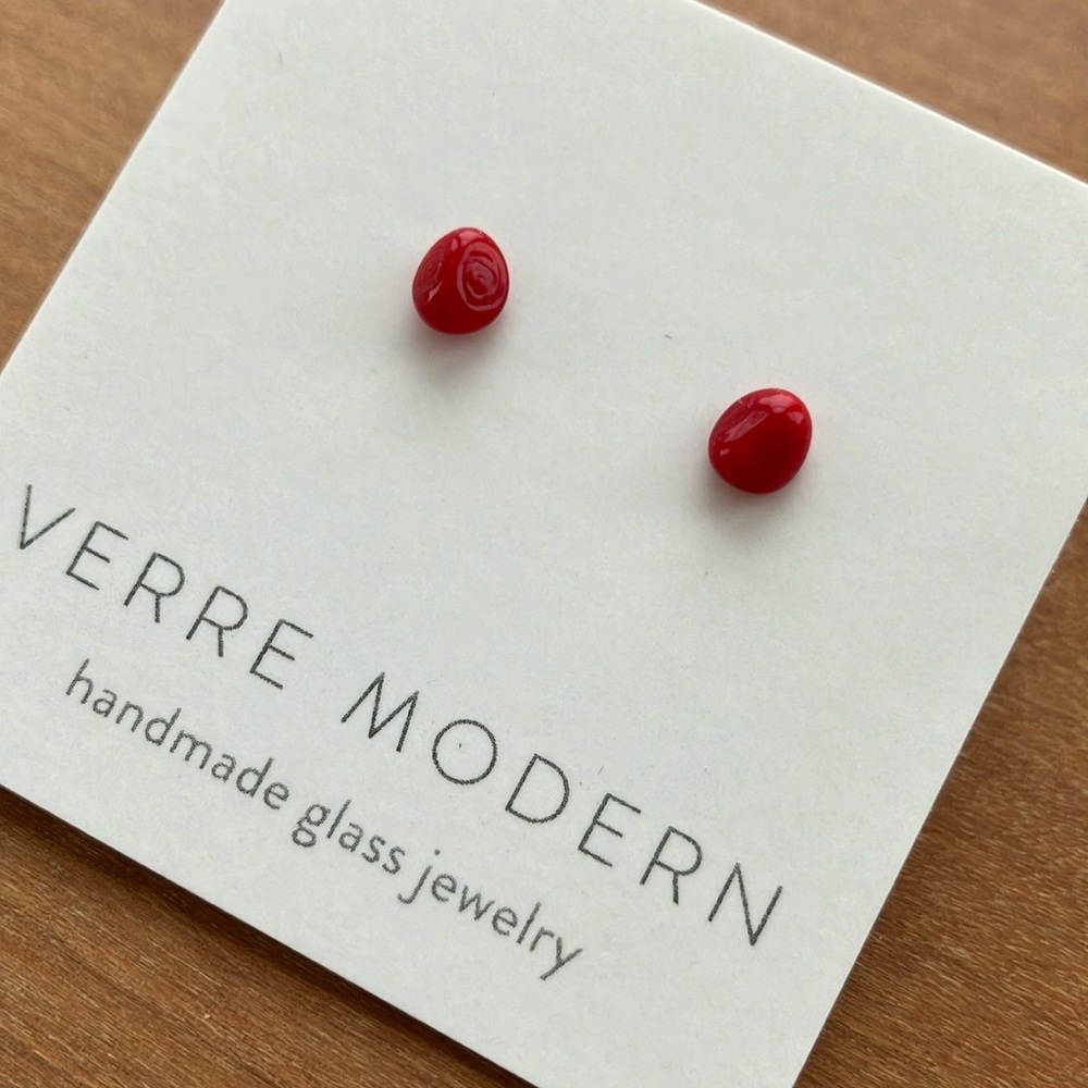 Verre Modern Handblown Glass Stud Earrings Red Pebble